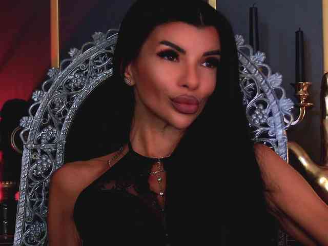 EleniaDevons