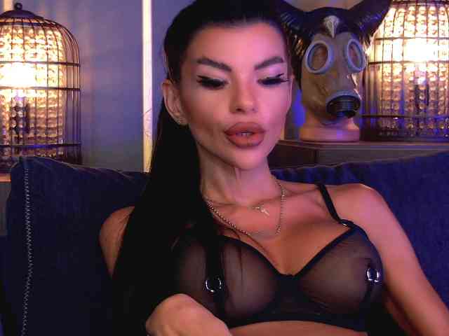 EleniaDevons