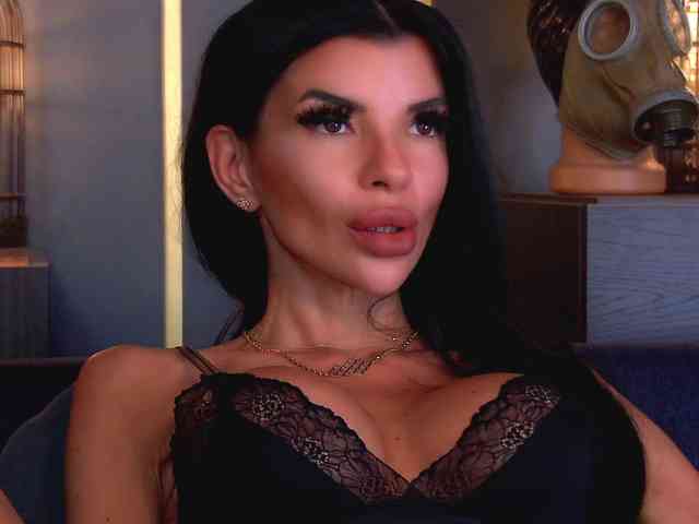 EleniaDevons