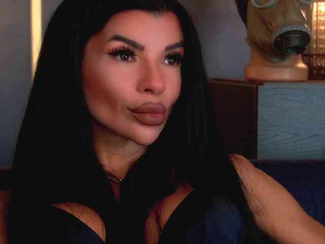 EleniaDevons