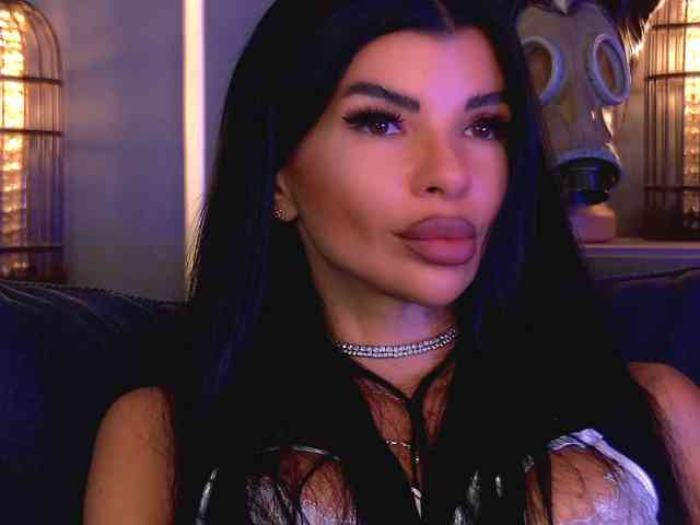 EleniaDevons