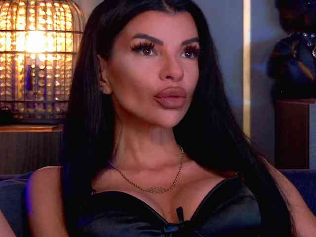 EleniaDevons
