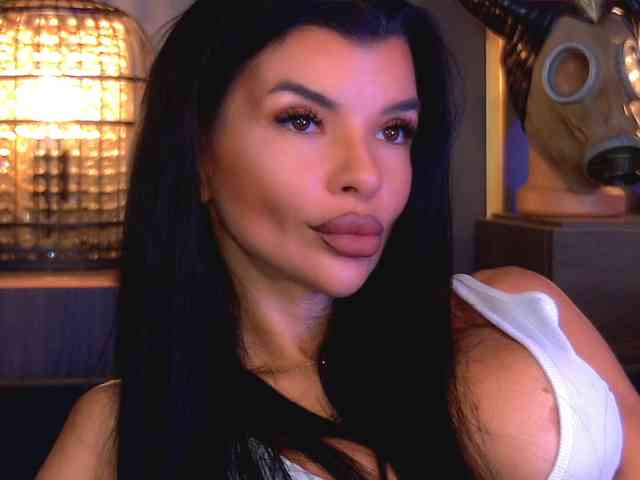 EleniaDevons