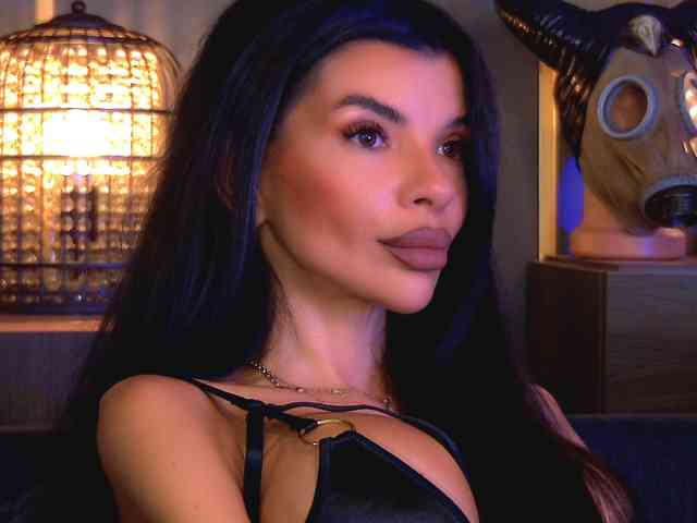 EleniaDevons