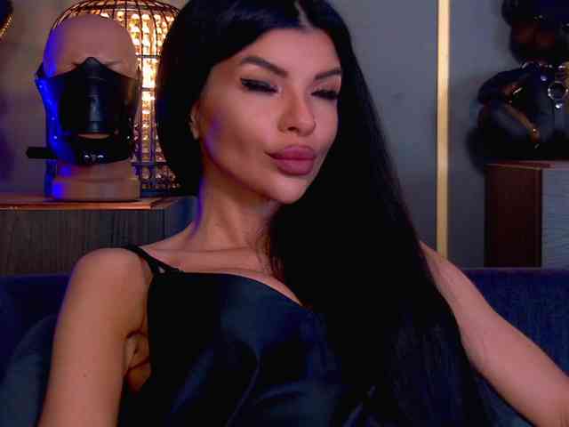EleniaDevons