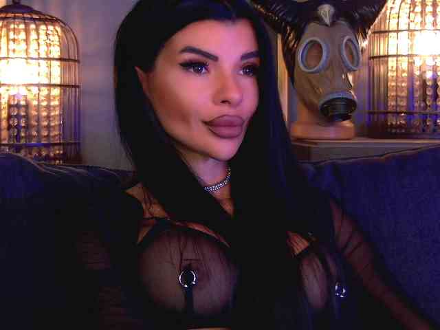 EleniaDevons
