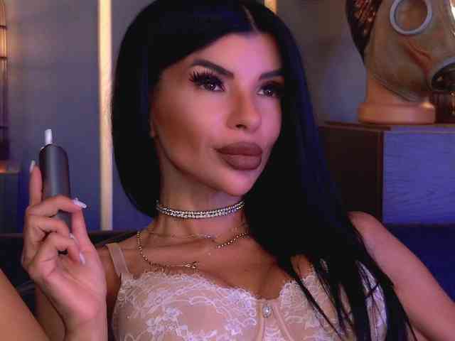 EleniaDevons