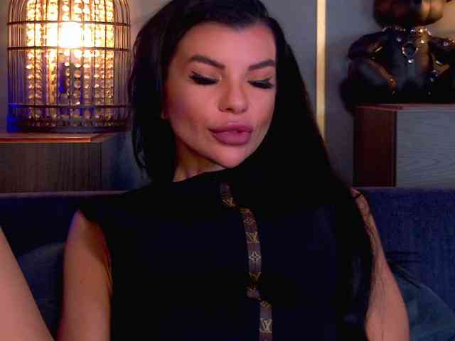 EleniaDevons