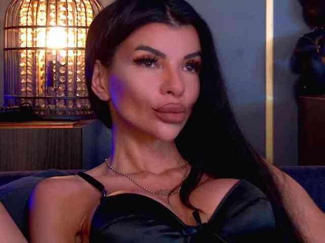 EleniaDevons