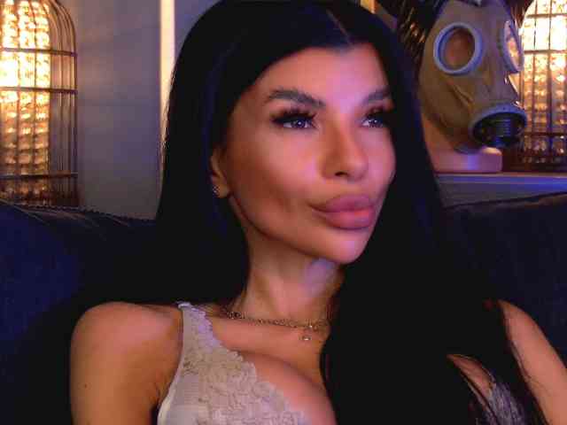 EleniaDevons