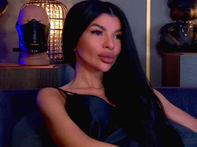 EleniaDevons
