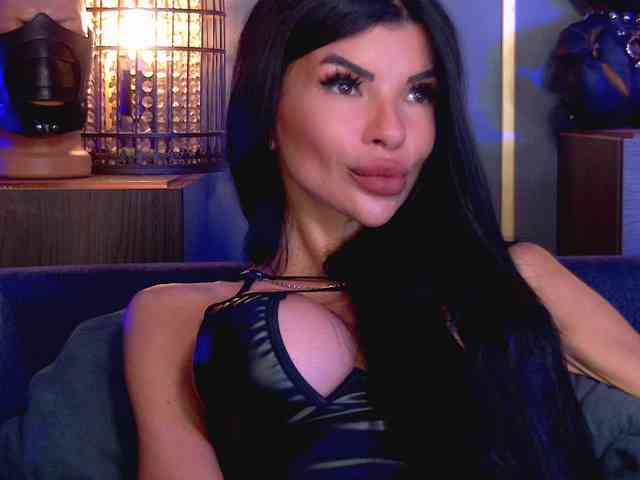 EleniaDevons