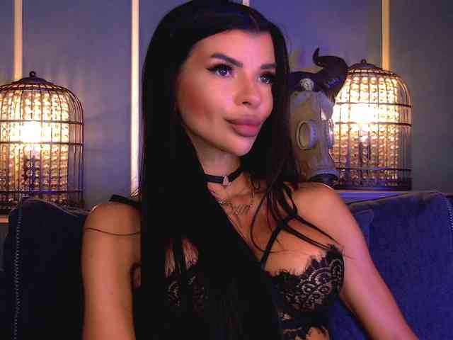 EleniaDevons