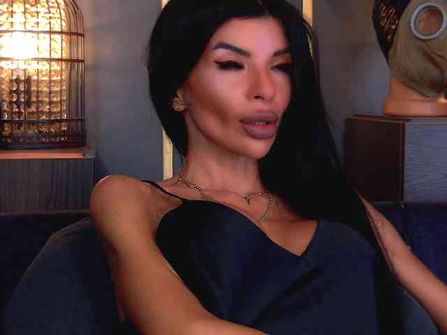EleniaDevons webcam