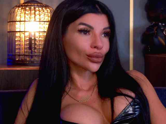 EleniaDevons