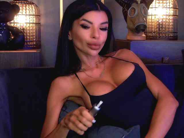 EleniaDevons