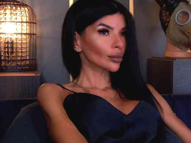 Model: EleniaDevons
