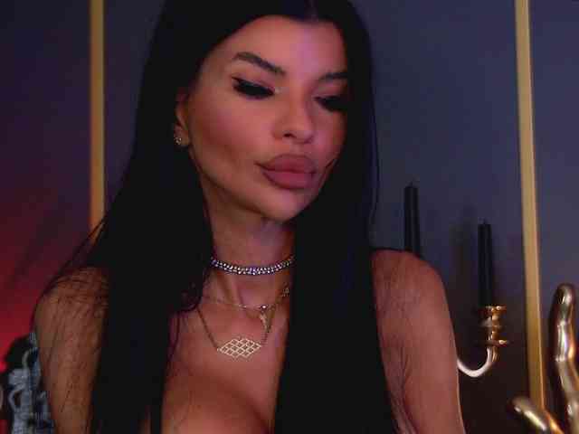 EleniaDevons