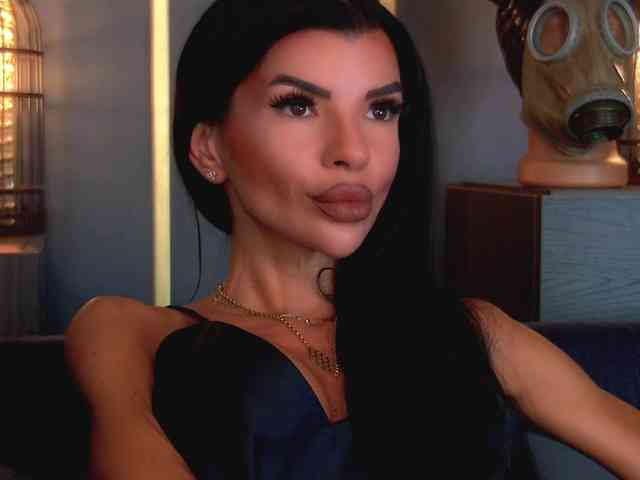 EleniaDevons