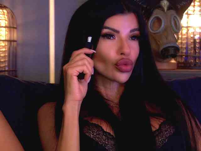 real live web cam EleniaDevons