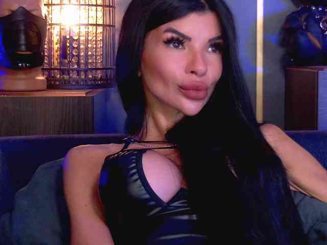 EleniaDevons