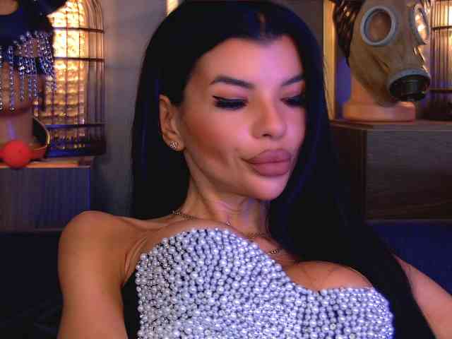 EleniaDevons