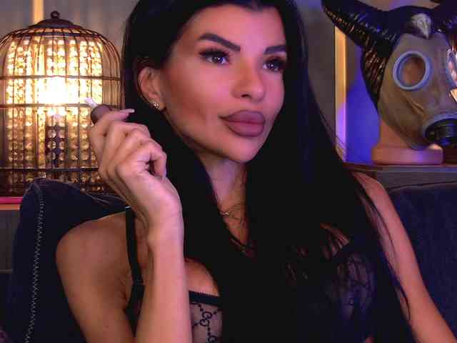 EleniaDevons