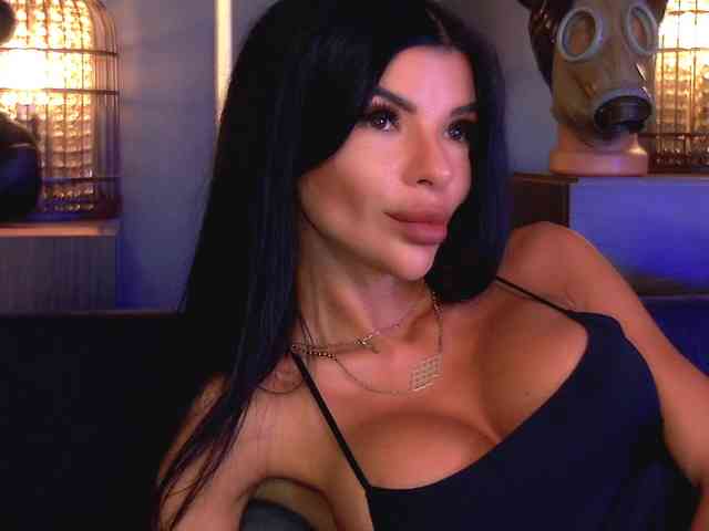EleniaDevons