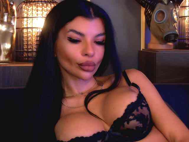 EleniaDevons