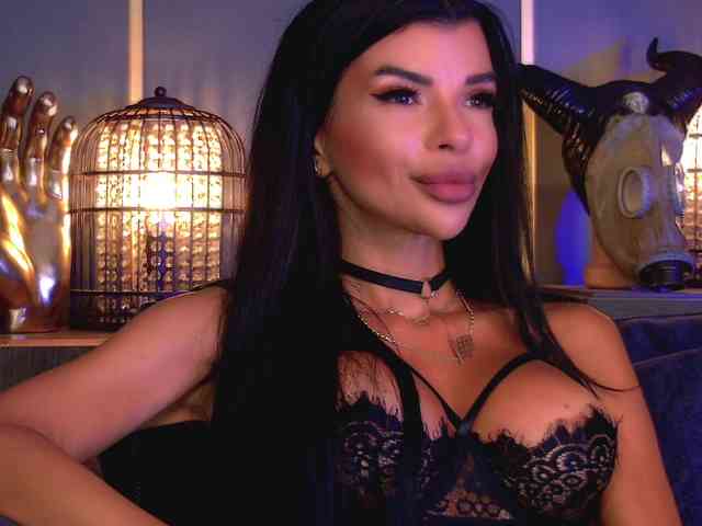 EleniaDevons