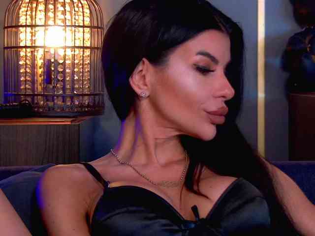 EleniaDevons