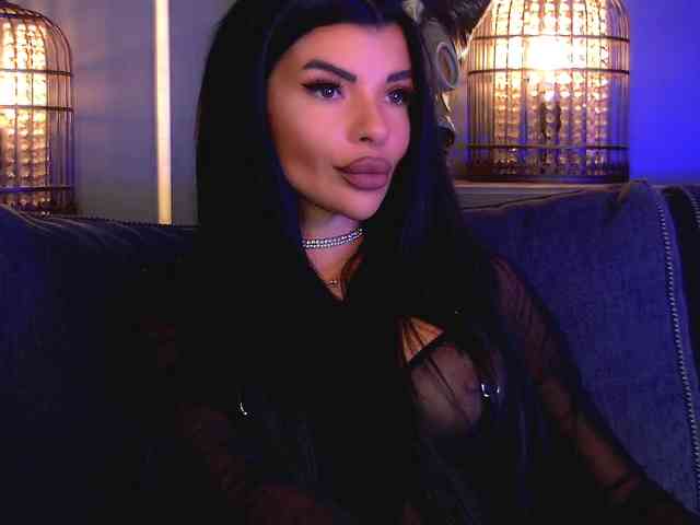 EleniaDevons