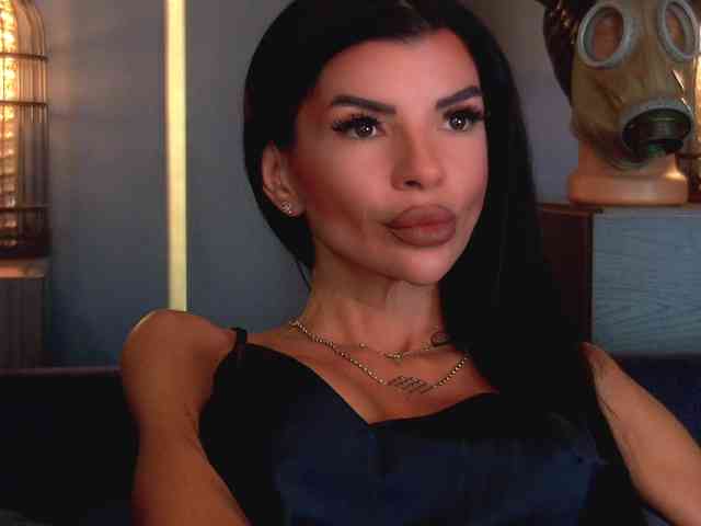 EleniaDevons