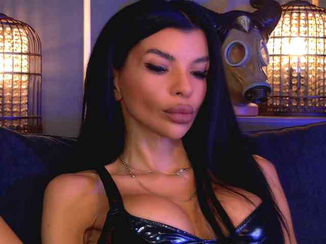 EleniaDevons