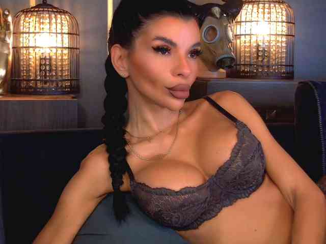 EleniaDevons