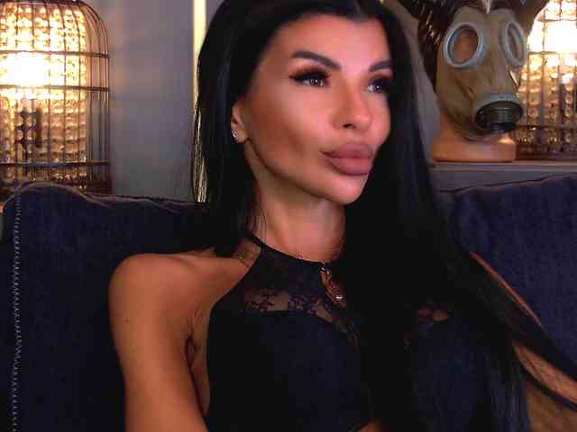 EleniaDevons