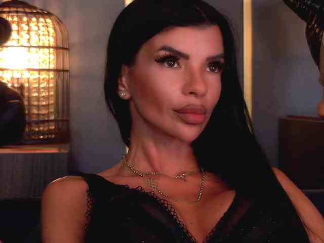 EleniaDevons webcam