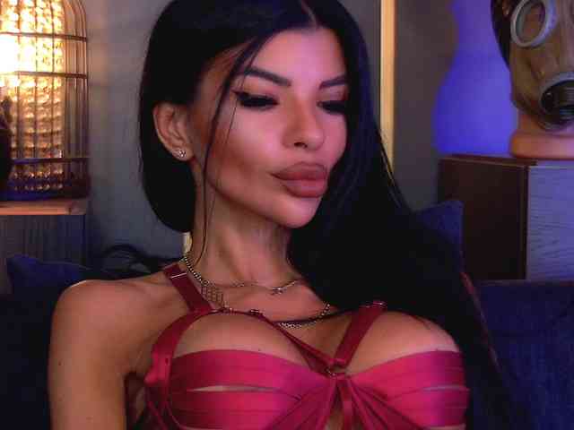 EleniaDevons