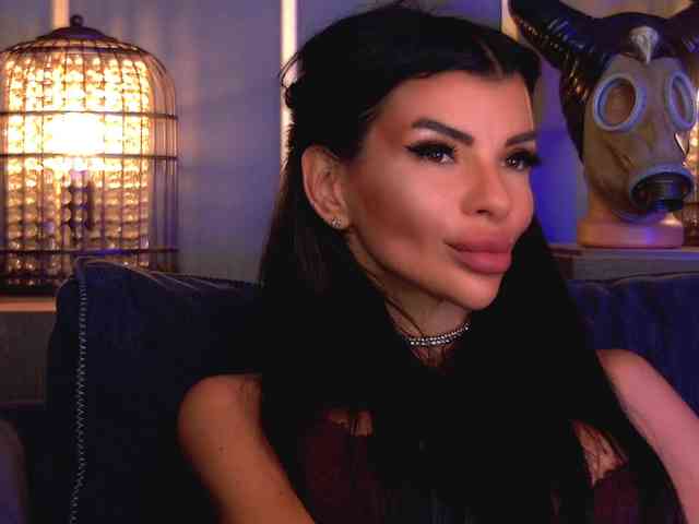 EleniaDevons