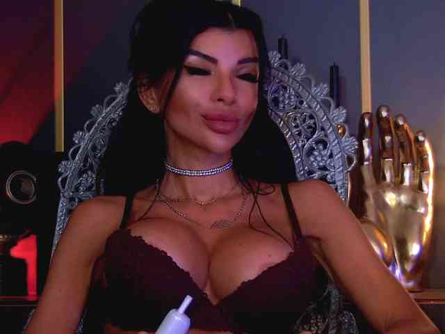 EleniaDevons