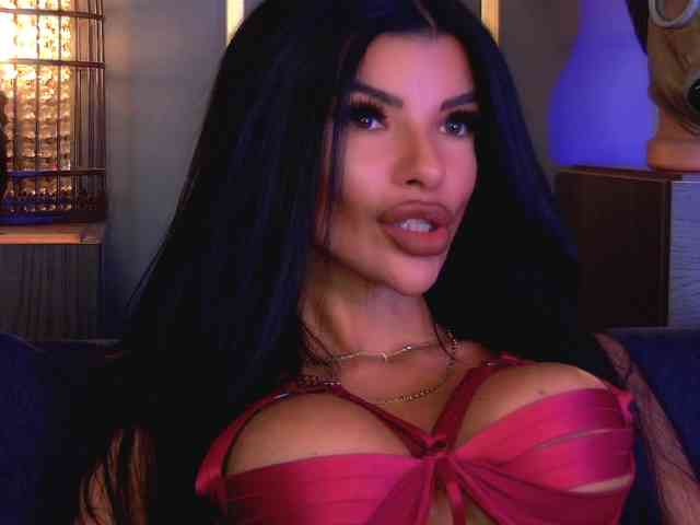 EleniaDevons
