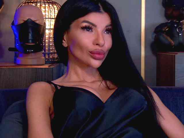 EleniaDevons