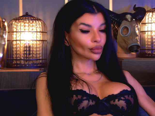 EleniaDevons webcam