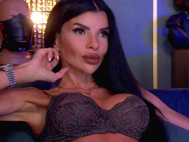 EleniaDevons