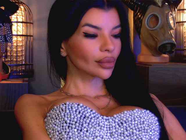 EleniaDevons