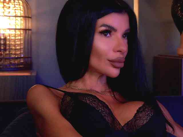 EleniaDevons webcam