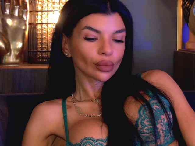 EleniaDevons