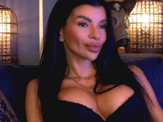 EleniaDevons