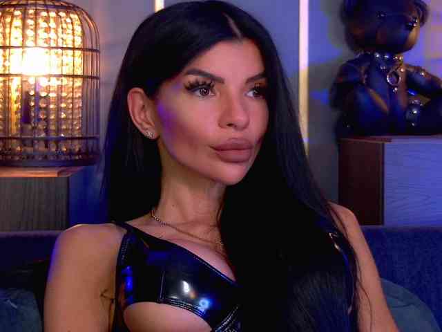 EleniaDevons