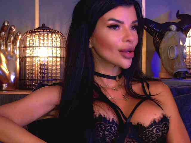 EleniaDevons